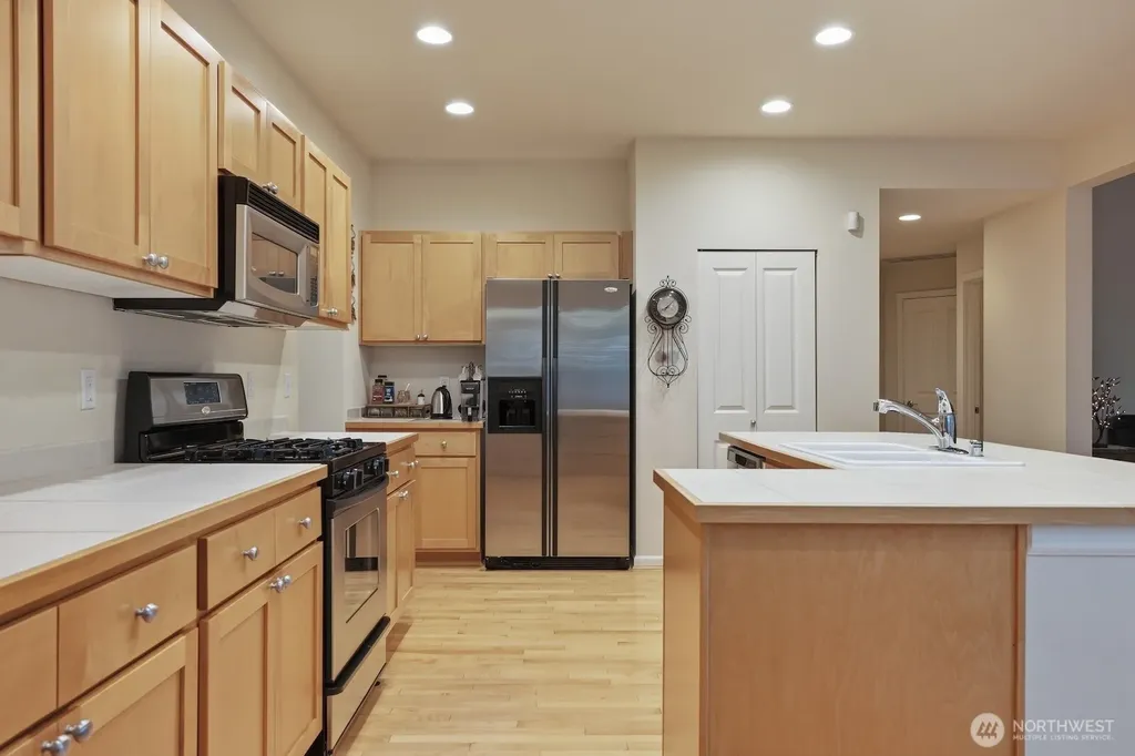 1220 68th Street SE Auburn WA 98092