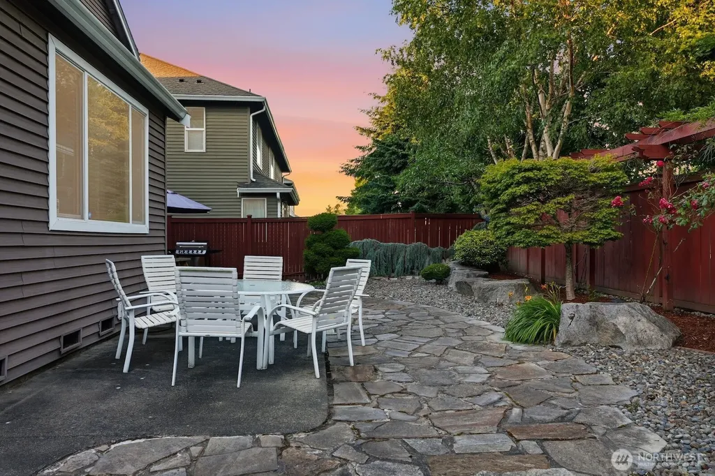 1220 68th Street SE Auburn WA 98092
