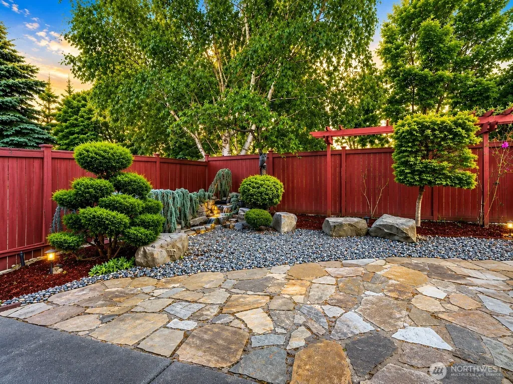 1220 68th Street SE Auburn WA 98092