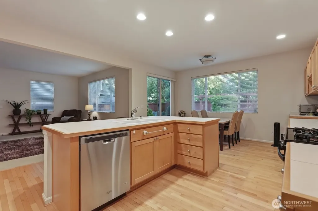 1220 68th Street SE Auburn WA 98092