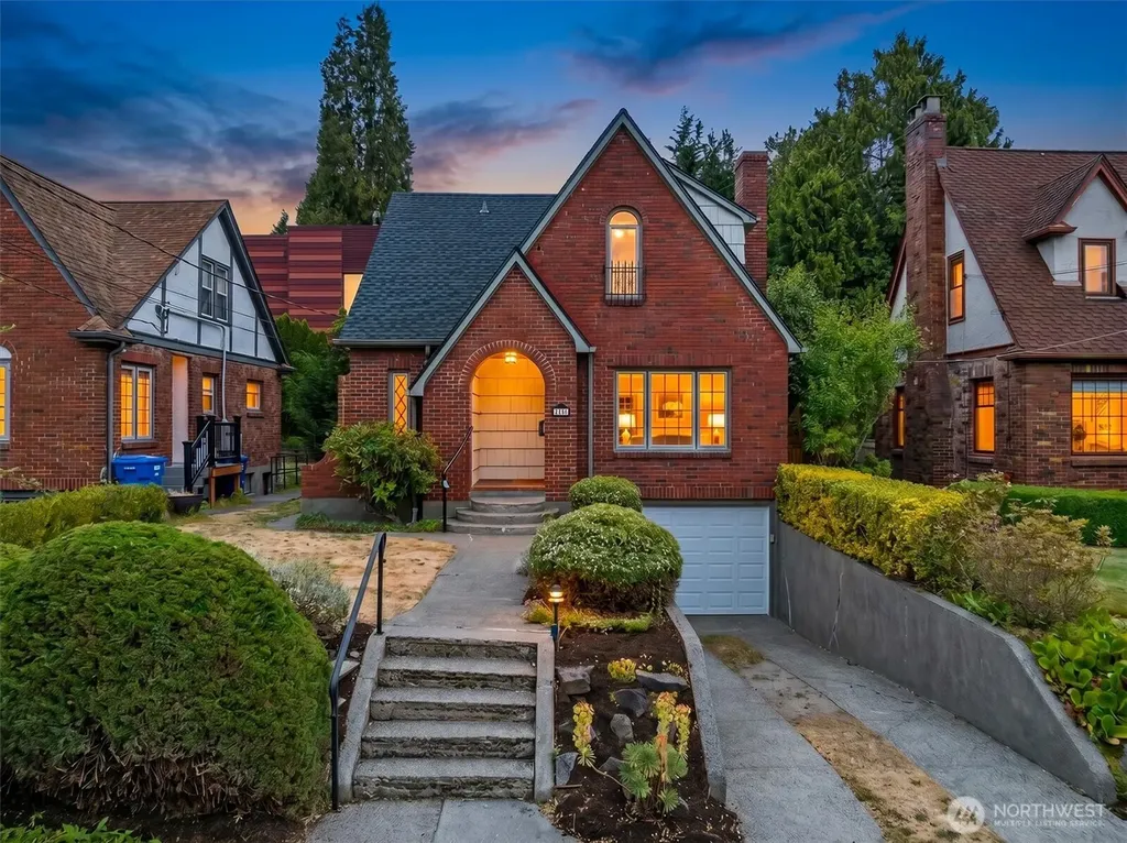 1146 N 78th Street Seattle WA 98103