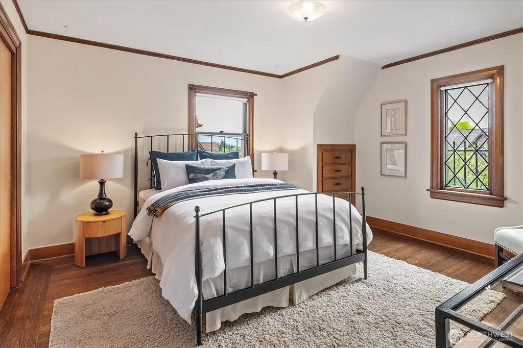 1146 N 78th Street Seattle WA 98103