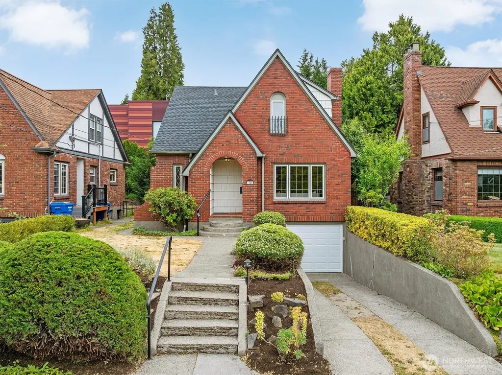 1146 N 78th Street Seattle WA 98103