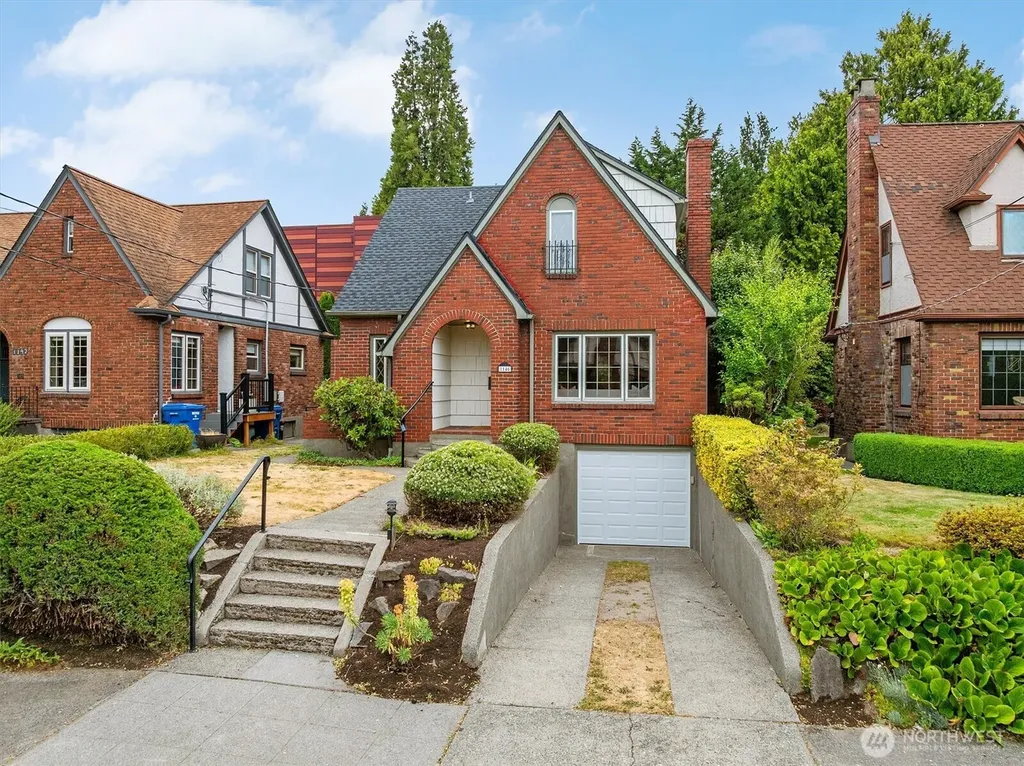 1146 N 78th Street Seattle WA 98103