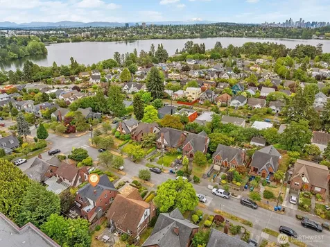 1146 N 78th Street Seattle WA 98103