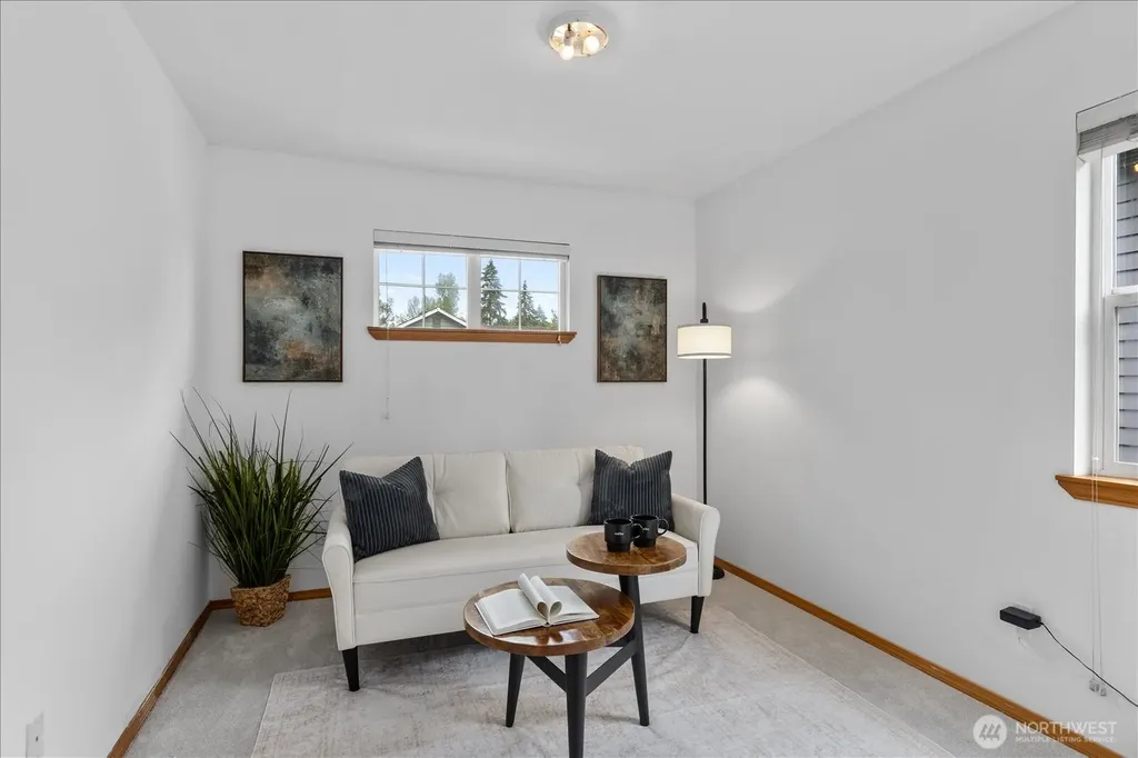 19414 77th Place NE Kenmore WA 98028