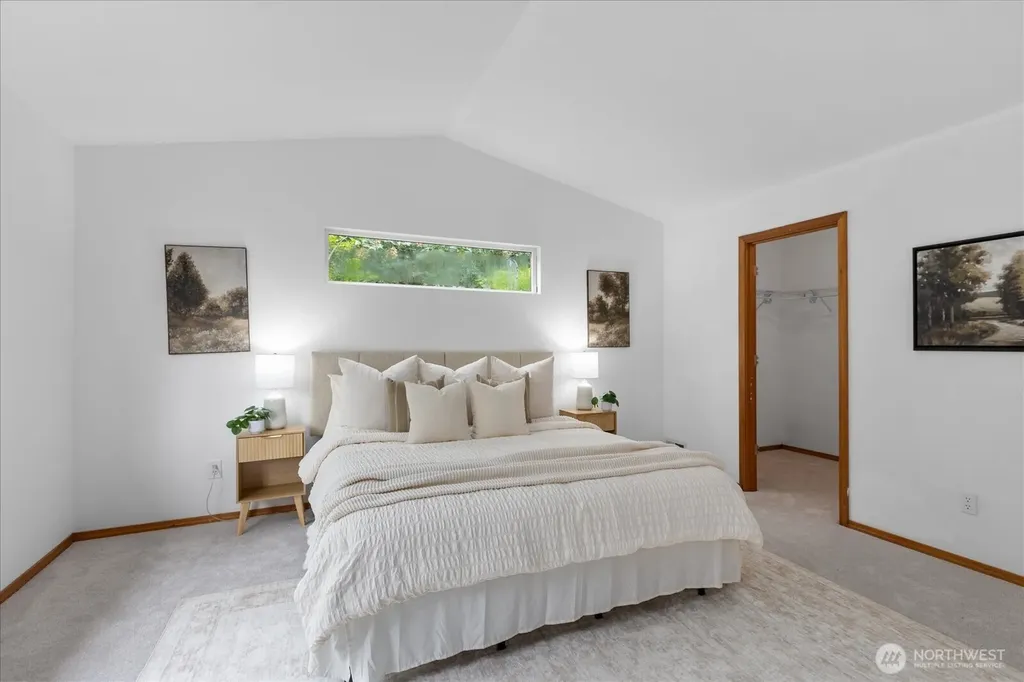 19414 77th Place NE Kenmore WA 98028