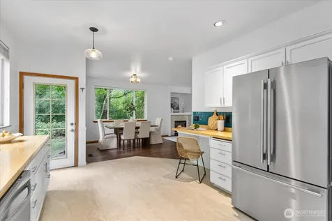 19414 77th Place NE Kenmore WA 98028