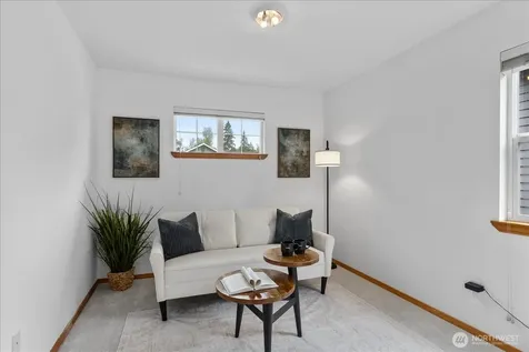 19414 77th Place NE Kenmore WA 98028