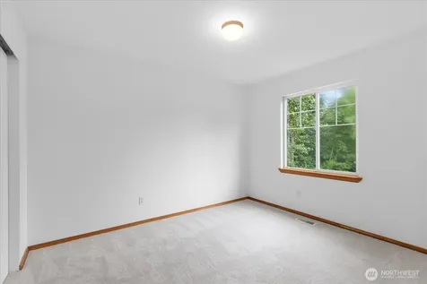 19414 77th Place NE Kenmore WA 98028