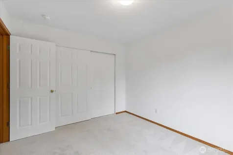19414 77th Place NE Kenmore WA 98028
