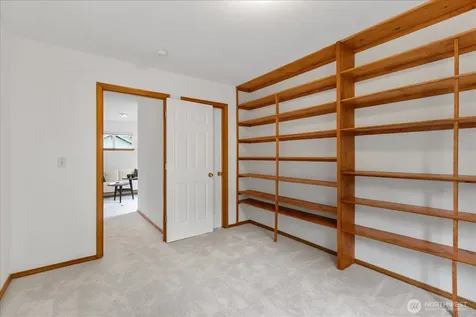 19414 77th Place NE Kenmore WA 98028