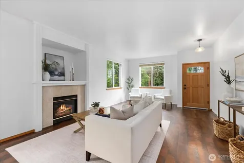 19414 77th Place NE Kenmore WA 98028
