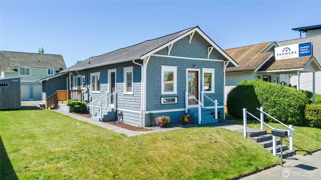 349 H Street Blaine WA 98230