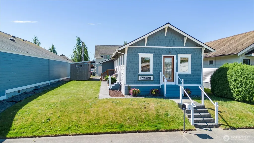 349 H Street Blaine WA 98230