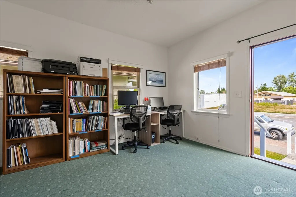 349 H Street Blaine WA 98230