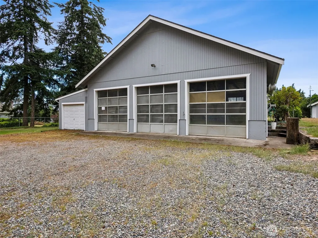 11122 46th Street E Edgewood WA 98372