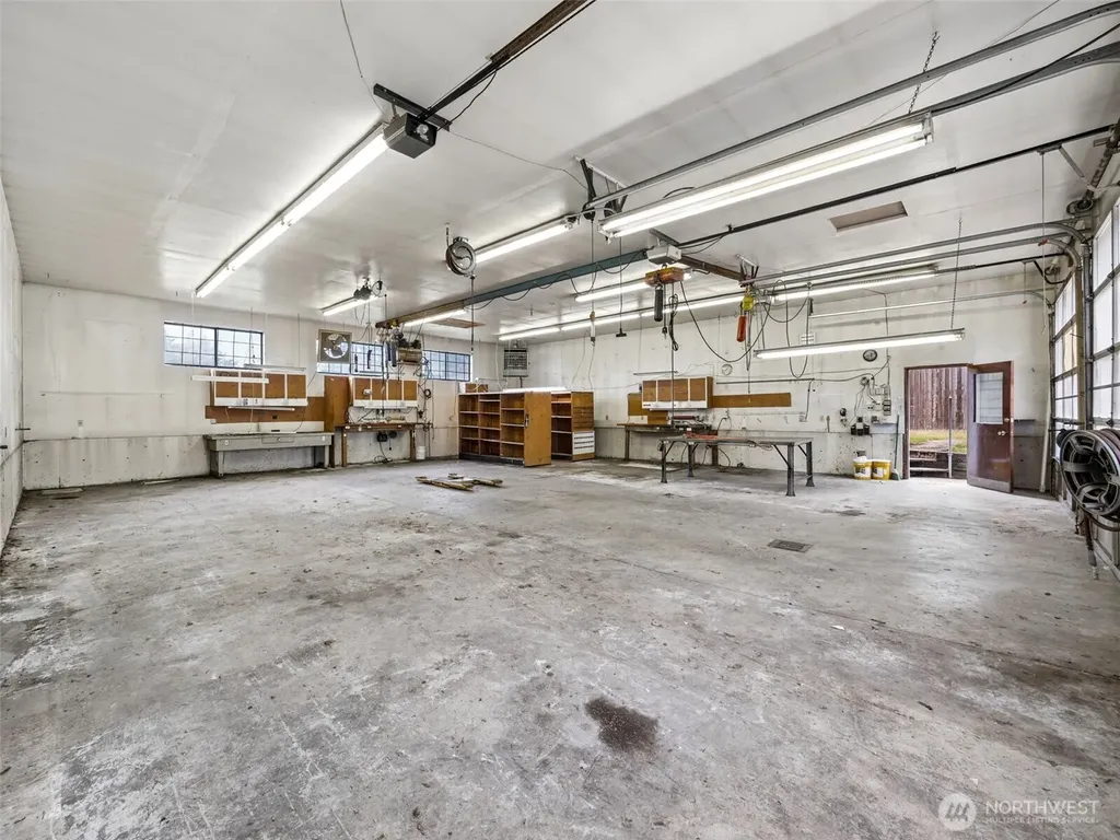 11122 46th Street E Edgewood WA 98372