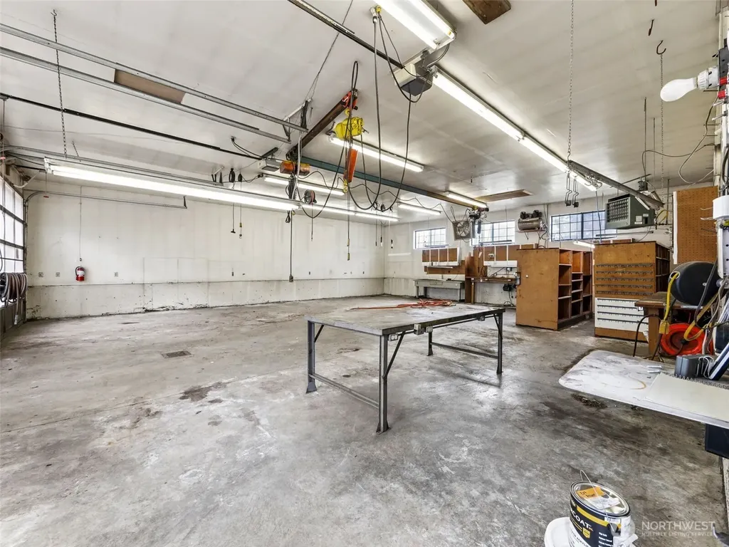 11122 46th Street E Edgewood WA 98372