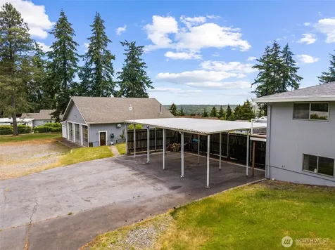 11122 46th Street E Edgewood WA 98372