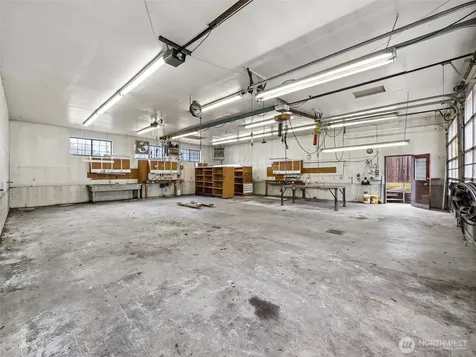 11122 46th Street E Edgewood WA 98372