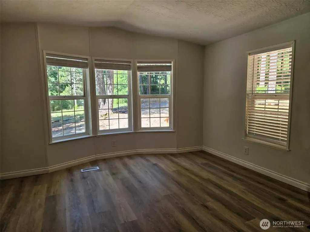 100 E Kilmarnock Road Shelton WA 98584