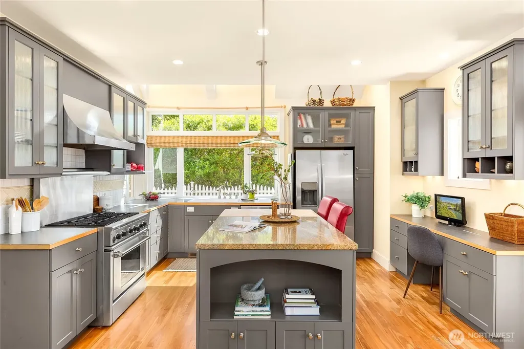 1427 Fort Ward Hill Road NE Bainbridge Island WA 98110