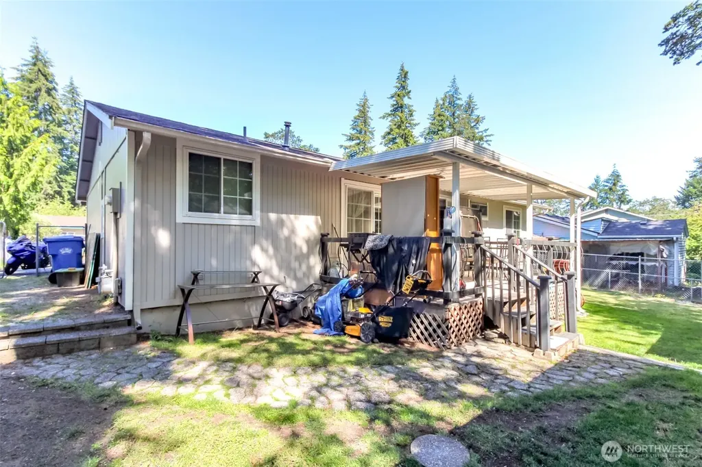 15213 12th Avenue E Tacoma WA 98445