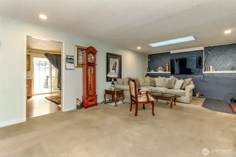 15213 12th Avenue E Tacoma WA 98445
