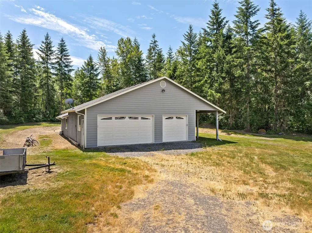 43802 24th Avenue E Eatonville WA 98382