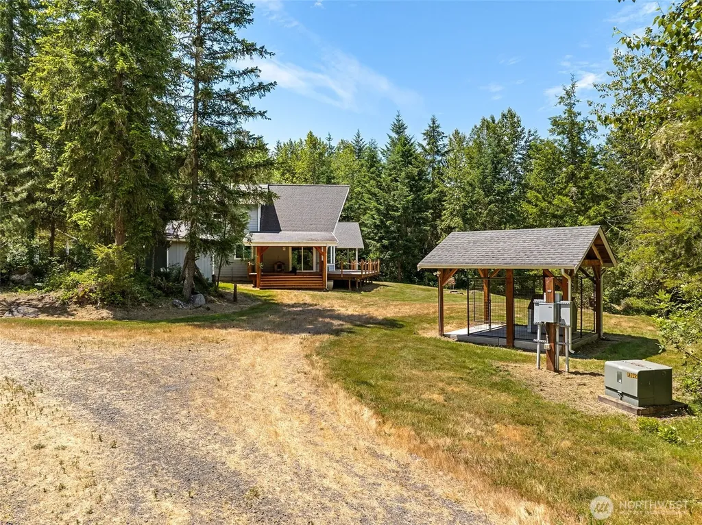 43802 24th Avenue E Eatonville WA 98382