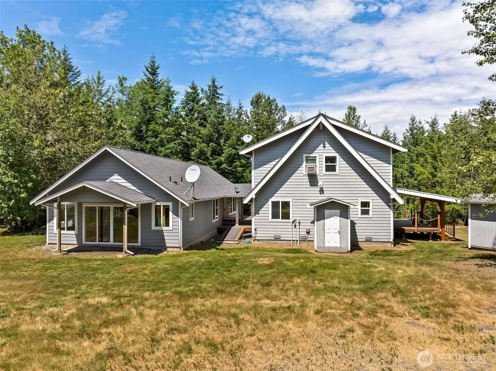43802 24th Avenue E Eatonville WA 98382