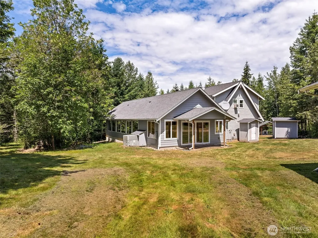 43802 24th Avenue E Eatonville WA 98382