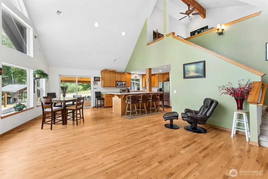 43802 24th Avenue E Eatonville WA 98382