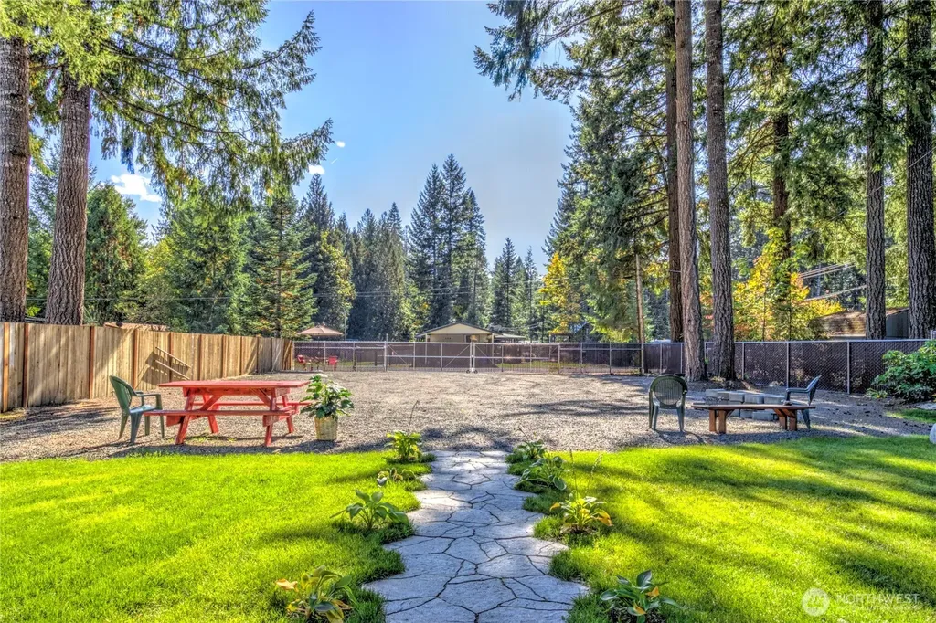105 Holiday Lane Packwood WA 98361