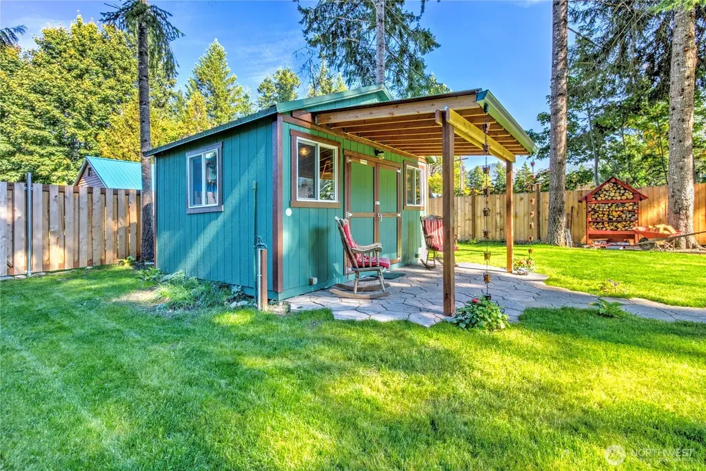 105 Holiday Lane Packwood WA 98361