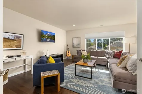 396 Ashbury Court NW Bainbridge Island WA 98110