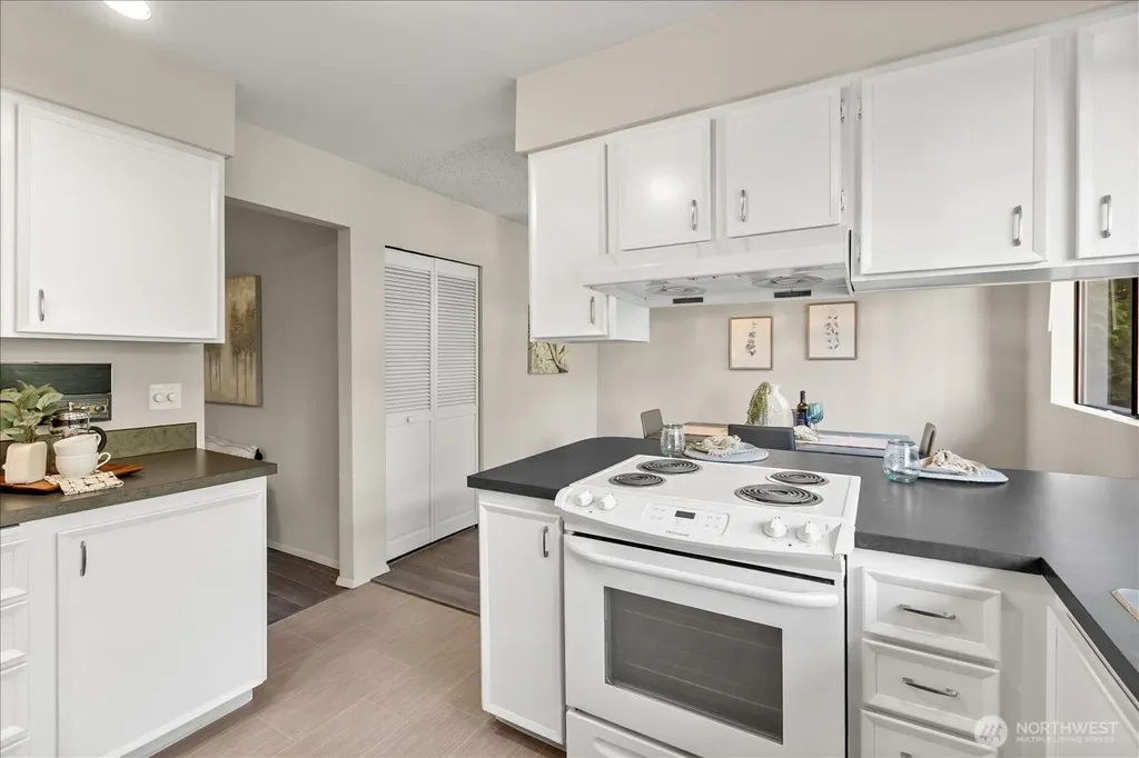 9916 NE 116th Street Kirkland WA 98034