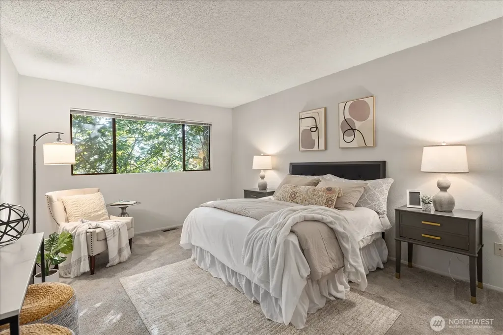 9916 NE 116th Street Kirkland WA 98034