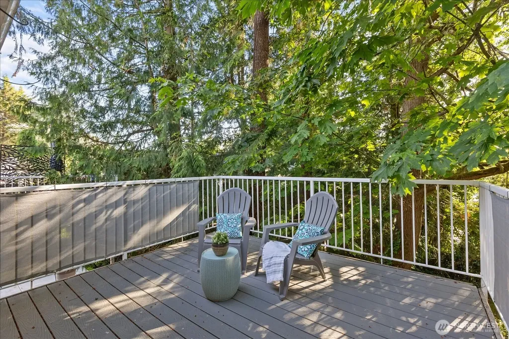 9916 NE 116th Street Kirkland WA 98034
