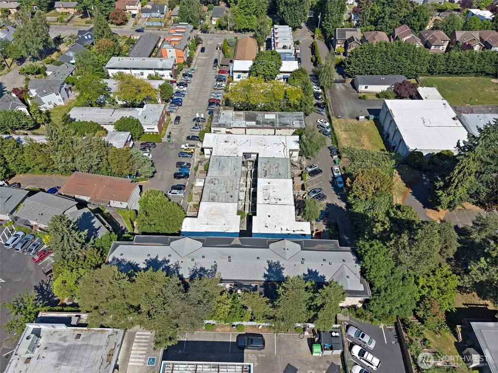 7064 35th Avenue NE Seattle WA 98115