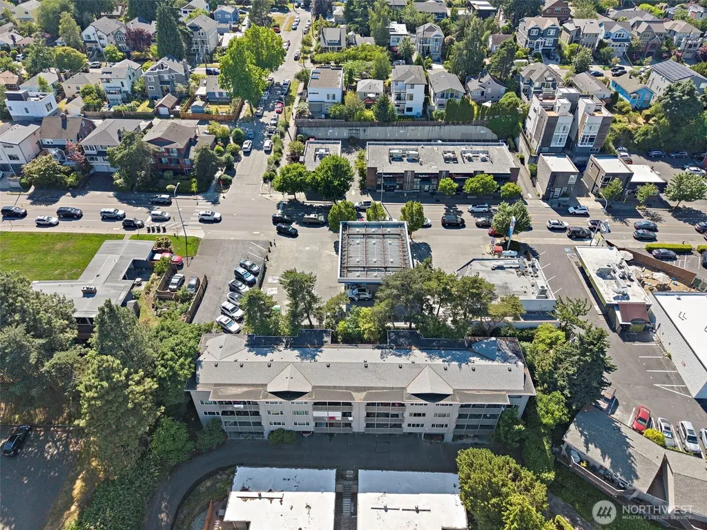 7064 35th Avenue NE Seattle WA 98115