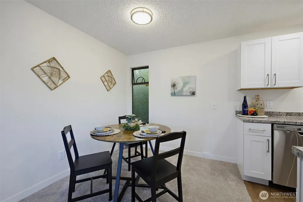7064 35th Avenue NE Seattle WA 98115