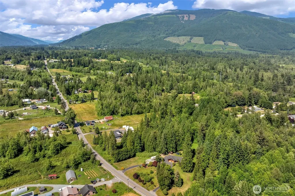 7601 State Route 9 Sedro Woolley WA 98284