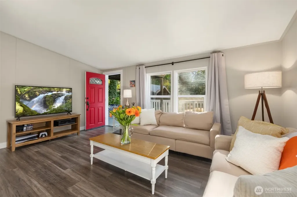 8480 Hansen Road NE Bainbridge Island WA 98110