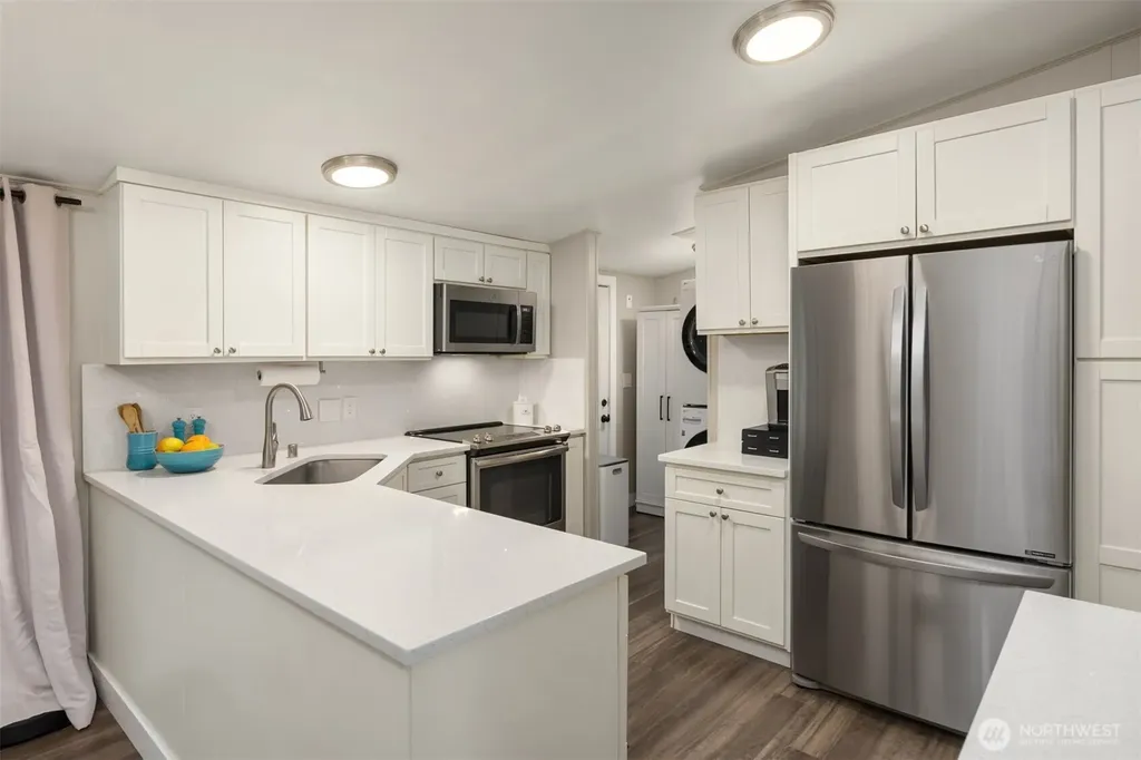 8480 Hansen Road NE Bainbridge Island WA 98110