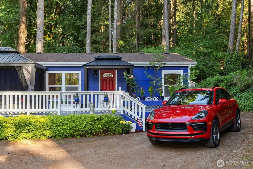8480 Hansen Road NE Bainbridge Island WA 98110