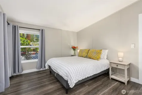 8480 Hansen Road NE Bainbridge Island WA 98110