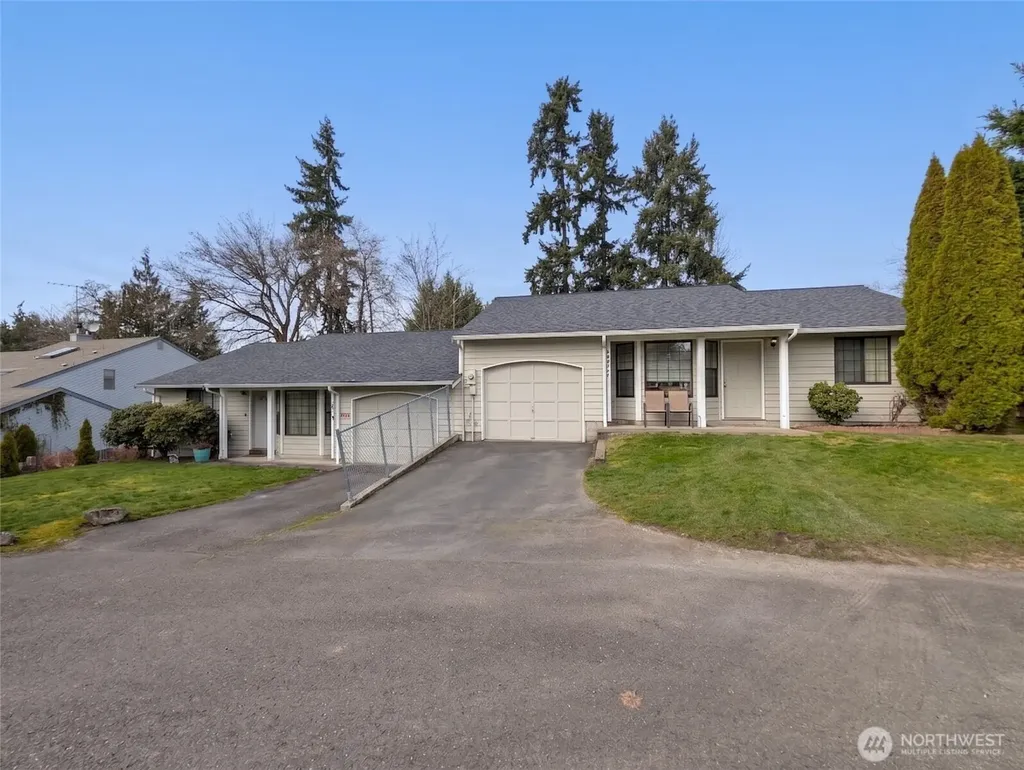 7909 114th St Court E Puyallup WA 98373