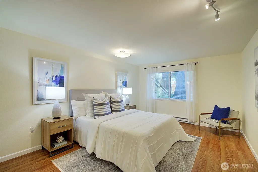 662 156th Avenue NE Bellevue WA 98007